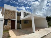 Casa de 4 recamaras en privada al norte de la ciudad