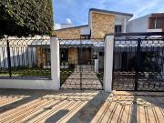 Casa de 4 recamaras en Prol. Av. Paseo de Montejo