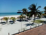 Casa De 4 Recamaras en Renta Con Vista Al Mar...