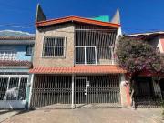 Casa de 4 Recs a media cuadra de Av. Revolucion