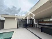 Casa de 4 Suítes no Guará Park, em Lote de 400m2