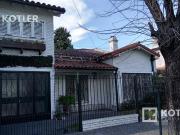 Casa de 5 amb c/ cochera en Temperley ESTE