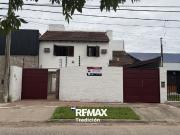 Casa de 5 ambientes en venta categoría muy buena