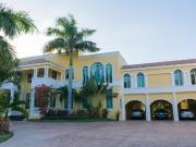 Casa de 5 habitaciones en privada, Club de Golf La Ceiba