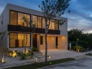 Casa en venta en Mérida en el Yucatán Country Club |...