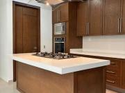 Casa de 5 recámaras en condominio, La Cima