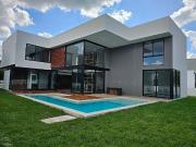 Casa de 5 recamaras una de ellas en PLANTA BAJA en...