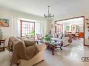 Casa de 6 amb con pileta en Saavedra!