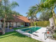 Casa de 6 amb con pileta en zona residencial de Saavedra!