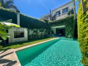 Casa de 6 Amb en Belgrano R con Parque Parrilla Pileta