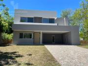 Casa de 6 Ambientes en Venta a Estrenar Fincas de Hudson