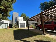 Casa de 6 ambientes en venta en COSTA ESMERALDA...