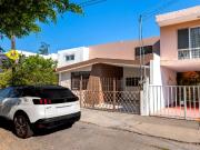 Casa de 6 recamaras Lagos del Country Guadalajara