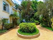 Casa de 712 m² com 4 suítes à venda em Santo Amaro São...