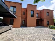 Casa de 7 ambientes en alquiler en Escobar