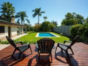 Casa de 7amb con Pileta, Quincho y Parque