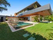 Casa de 899 m2 en venta Nueva Andalucia, España