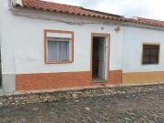 Casa de aldeia com 3 quartos e pátio em Baleizão, perto...