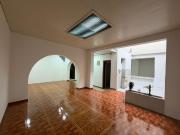 CASA DE ALQUILER – SECTOR LAS CASAS ? Ideal para EMPRESA...