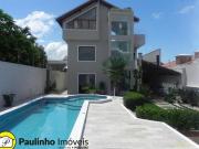 Casa de alto padrão a 200 m da praia a venda na cidade...