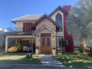 Casa de Alto Padrão à Venda – Condomínio Itatiba Country...