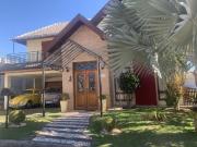 Casa de Alto Padrão à Venda – Condomínio Itatiba Country...