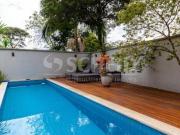 Casa de Alto Padrão à Venda em Condomínio no Jardim Cordeiro