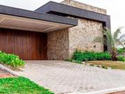 CASA DE ALTO PADRÃO À VENDA NO CONDOMÍNIO BOUGANVILLE EM...