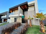 CASA DE ALTO PADRÃO A VENDA NO CONDOMINÍO GRAN PARK... CASA DE ALTO PADRÃO A VENDA NO CONDOMINÍO GRAN PARK...