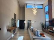 Casa de alto padrão com 3 dormitórios à venda, 210 m²...