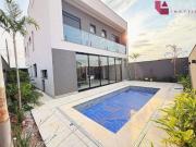 Casa de Alto padrão com 3 suítes à venda, 293 m² por R$...