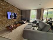 Casa de Alto Padrão com 3 Suítes, Closet e Elevador à...