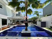 Casa de Alto Padrão com 4 dormitórios à venda, 400m² por...