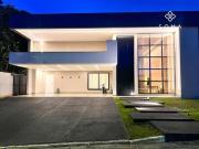 CASA DE ALTO PADRÃO COM 4 SUÍTES CONDOMÍNIO OURO VERMELHO I