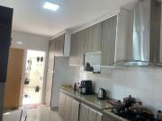 Casa de alto padrão com duas salas comerciais no J....