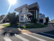 Casa de alto padrão em condomínio à venda em Indaiatuba...