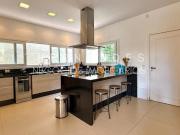 Casa de alto padrão em condomínio à venda em Jandira SP,...