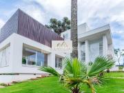 Casa de alto padrão em condomínio fechado com 4 suítes,...