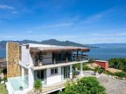 Casa de Alto Padrão em Ilhabela!