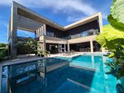 Casa de Alto PadrÃ£o em JurerÃª Internacional