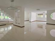 CASA DE ALTO PADRÃO EM LOCALIZAÇÃO PRIVILEGIADA! SHIS QI...