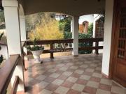 Casa de alto padrão no Condomínio Flamboyant: 5 suítes,...