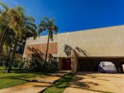 Casa de alto padrão para venda no Tamboré 01