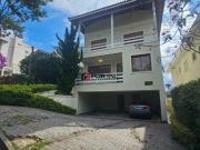 Casa de Alto Padrão Próxima ao Clube com Área Gourmet e...