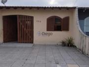 Casa de Alvenaria com 03 dormitórios sendo 01 suíte