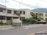 Casa de arriendo Dos Hemisferios, sector Pusuquí, a solo...