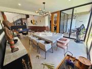 CASA DE AUTOR CON RECAMARA EN PLANTA BAJA Y ACABADOS DE LUJO
