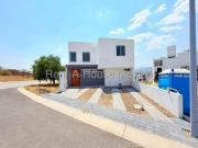 Casa de autor de 3 recámaras en venta en Juriquilla,...