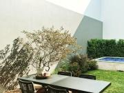 CASA DE AUTOR EN VENTA