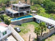 Casa de campo con Alberca Semiolímpica y Vista...